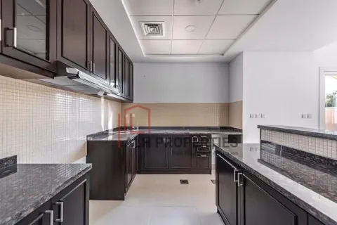 Kuća u nizu u Dubai Land, UAE 3 spavaćih soba, 260 m2 Br. 690401 - fotografija 8