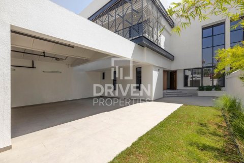 Huvila Umm Suqeim, Dubai, Arabiemiraatit 4 makuuhuonetta, 362 m2 № 682625