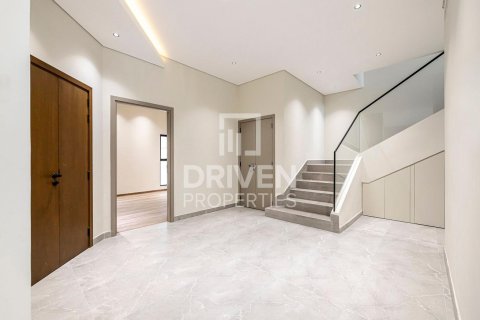 Βίλα σε Umm Suqeim, Dubai, ΗΑΕ 4 υπνοδωμάτια, 362 τ.μ. Αρ. 682625 - φωτογραφία 7