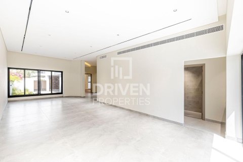Βίλα σε Umm Suqeim, Dubai, ΗΑΕ 4 υπνοδωμάτια, 362 τ.μ. Αρ. 682625 - φωτογραφία 3