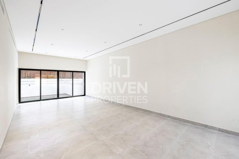 Βίλα σε Umm Suqeim, Dubai, ΗΑΕ 4 υπνοδωμάτια, 362 τ.μ. Αρ. 682625 - φωτογραφία 6