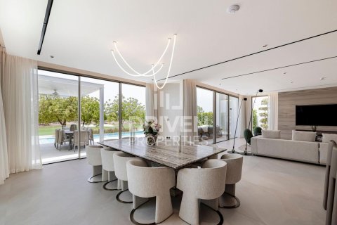Villa para arrendamento em Jumeirah Golf Estates, Dubai, EAU 5 quartos, 785 m2 № 682614 - foto 8