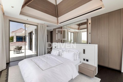 Villa para arrendamento em Jumeirah Golf Estates, Dubai, EAU 5 quartos, 785 m2 № 682614 - foto 13