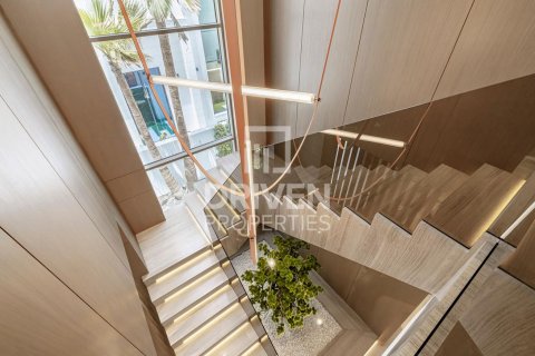 Villa para arrendamento em Jumeirah Golf Estates, Dubai, EAU 5 quartos, 785 m2 № 682614 - foto 11