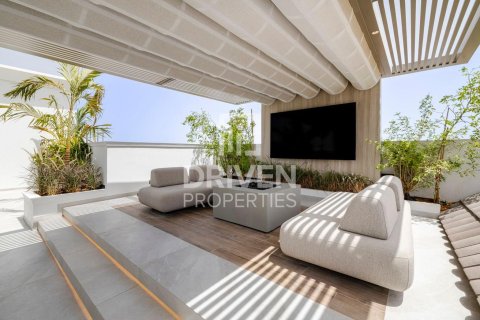 Villa para arrendamento em Jumeirah Golf Estates, Dubai, EAU 5 quartos, 785 m2 № 682614 - foto 10