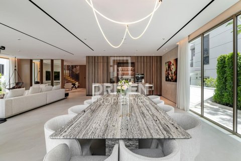 Villa para arrendamento em Jumeirah Golf Estates, Dubai, EAU 5 quartos, 785 m2 № 682614 - foto 3