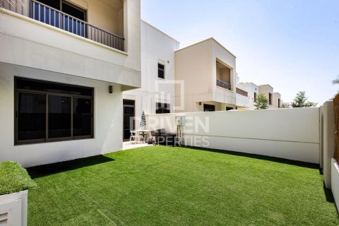 Townhouse in Town Square, Dubai, UAE 3 bedrooms, 204 sq.m. № 655213 - photo 9
