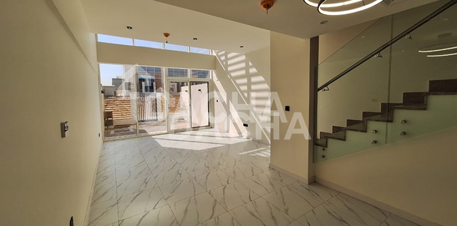 Kuća u nizu u gradu Dubai Land, UAE 2 spavaće sobe, 101 m2 Br. 707876