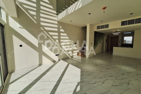 Kuća u nizu u gradu Dubai Land, UAE 2 spavaće sobe, 101 m2 Br. 707876 - Slika 2