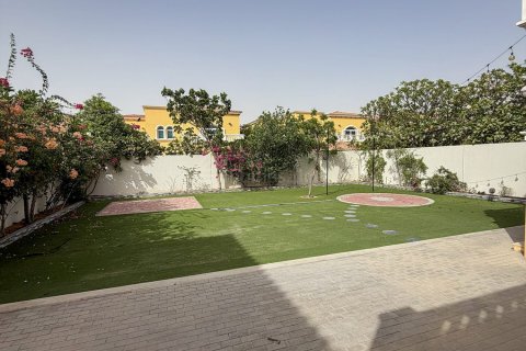 Villa sa Jumeirah Park, Dubai, UAE 5 silid-tulugan, 750 sq.m. № 712263 - larawan 2