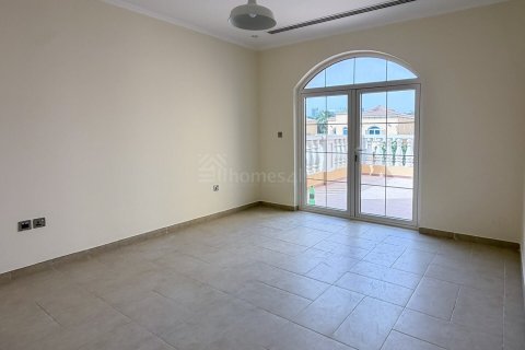 Villa sa Jumeirah Park, Dubai, UAE 5 silid-tulugan, 750 sq.m. № 712263 - larawan 17