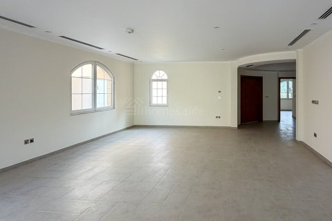 Villa sa Jumeirah Park, Dubai, UAE 5 silid-tulugan, 750 sq.m. № 712263 - larawan 9