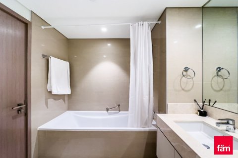 Apartment in Dubai, UAE 2 bedrooms, 98.6 sq.m. № 633743 - photo 15