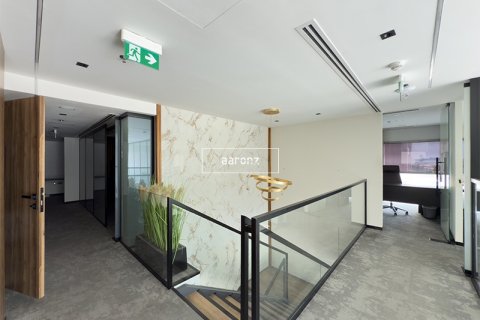 Снять в аренду офис в Бизнес-Бэй, Дубай, ОАЭ 296.8м2, № 639231 - фото 9
