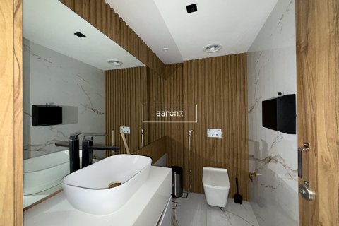 Снять в аренду офис в Бизнес-Бэй, Дубай, ОАЭ 296.8м2, № 639231 - фото 19