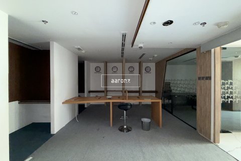 Снять в аренду офис в Бизнес-Бэй, Дубай, ОАЭ 296.8м2, № 639231 - фото 21