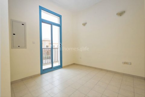 Rijtjeshuis in Falcon City of Wonders, Dubai, VAE 2 slaapkamers, 270 vr.m. nr 706330