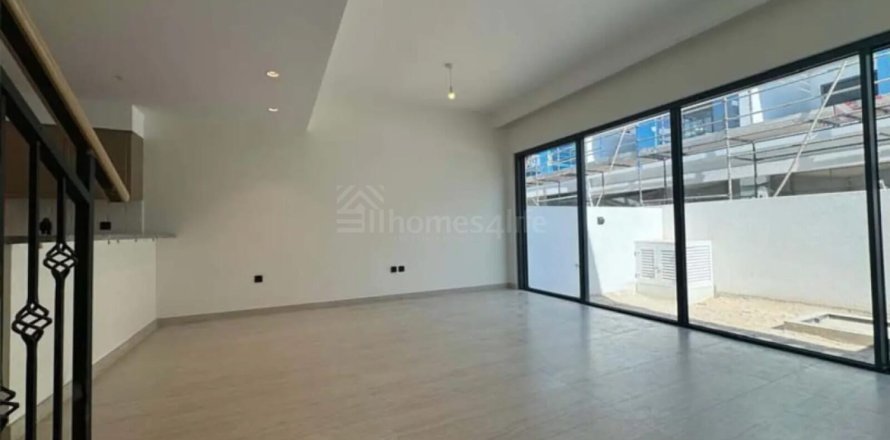 Townhouse în Damac Lagoons, Dubai, EAU 5 dormitoare, 258 mp.  №706325