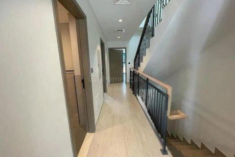 Townhouse de închiriat în Damac Lagoons, Dubai, EAU 5 dormitoare, 258 mp.  №706325 - poză 5