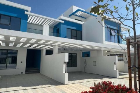 Townhouse de închiriat în Damac Lagoons, Dubai, EAU 5 dormitoare, 258 mp.  №706325 - poză 11