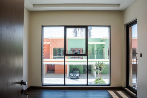 Apartemen di Damac Lagoons, Dubai, UEA 4 kamar tidur, 144 m2 nomor 706327 - foto 15