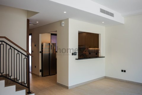 Apartemen di Damac Lagoons, Dubai, UEA 4 kamar tidur, 144 m2 nomor 706327 - foto 9