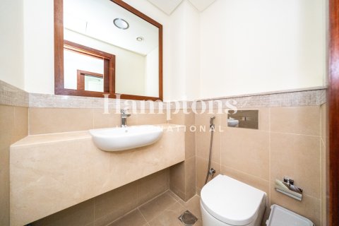 Apartman u Downtown Dubai (Downtown Burj Dubai), UAE 3 spavaćih soba, 180.13891700 m2 Br. 734078 - fotografija 22