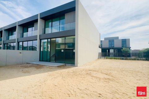 Townhouse in Dubai, UAE 3 bedrooms, 426 sq.m. № 682198 - photo 4