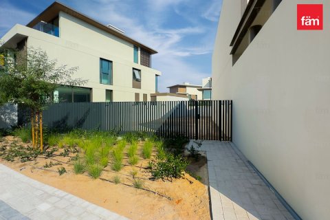 Townhouse in Dubai, UAE 3 bedrooms, 426 sq.m. № 682198 - photo 10