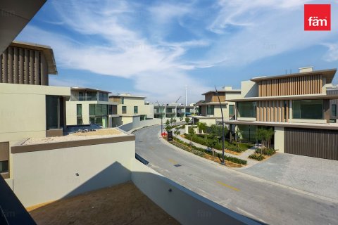 Townhouse in Dubai, UAE 3 bedrooms, 426 sq.m. № 682198 - photo 25