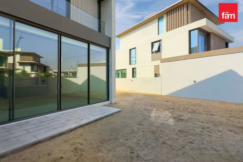 Townhouse in Dubai, UAE 3 bedrooms, 426 sq.m. № 682198 - photo 11