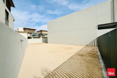 Townhouse in Dubai, UAE 3 bedrooms, 426 sq.m. № 682198 - photo 6