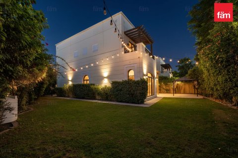 Kaupunkipientalo Dubai, Arabiemiraatit 4 makuuhuonetta, 481.5 m2 № 682200