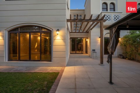 Rekkehus til leie i Dubai, Emiratene 4 soverom, 481.5 kvm Nr. 682200 - Foto 5