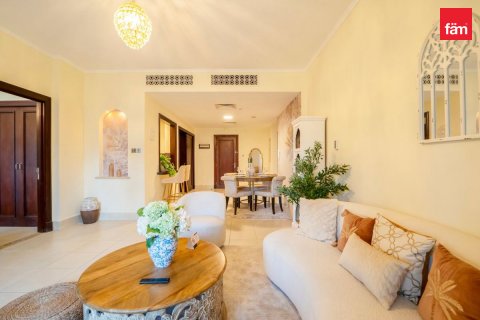 Dzīvoklis Old Town, Dubaijā, AAE 2 istabas, 123.7 m2 Nr. 758215 - attēls 2
