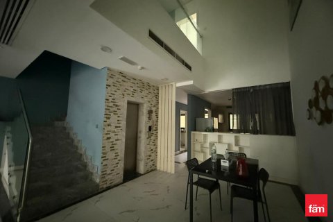 Villa itt: Dubai, EAE, 4 hálószoba, 173.9 m², azonosító: 708187 - fénykép 12