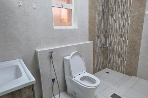 Villa en venta en Ras Al Khaimah, EAU 8 dormitorios, 1394 m2 № 734831 - foto 19
