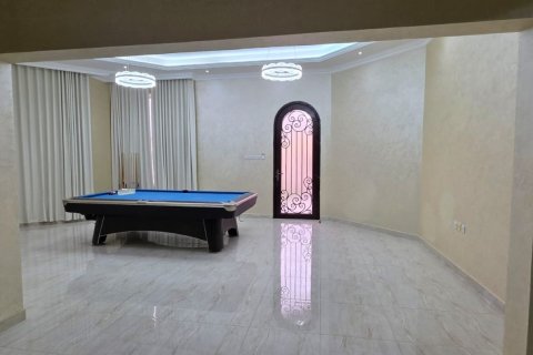 Villa en venta en Ras Al Khaimah, EAU 8 dormitorios, 1394 m2 № 734831 - foto 9