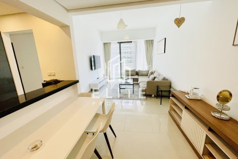 Apartment in Dubai Marina, Dubai, UAE 2 bedrooms, 99 sq.m. № 736052 - photo 3