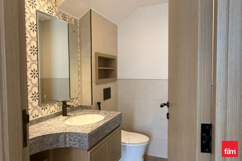 Řadový dům v Dubai, SAE 5 ložnice, 215.1 m² Č.: 709948 - fotografie 14
