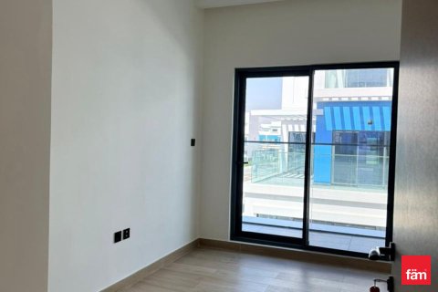 Řadový dům v Dubai, SAE 5 ložnice, 215.1 m² Č.: 709948 - fotografie 3