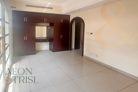 Villa til salg i Dubai Sports City, Dubai, UAE 3 soveværelser, 270 kvm № 648249 - foto 4