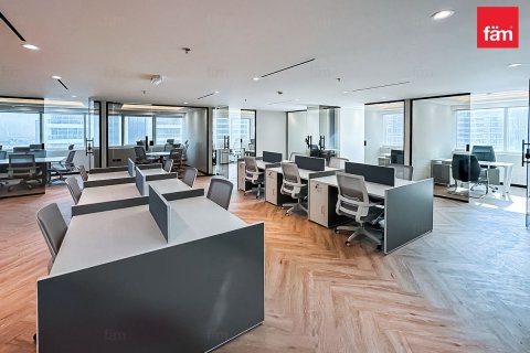 Zyrë në Dubai, Emiratet e Bashkuara Arabe 153.4 m2. № 668950 - Foto 4