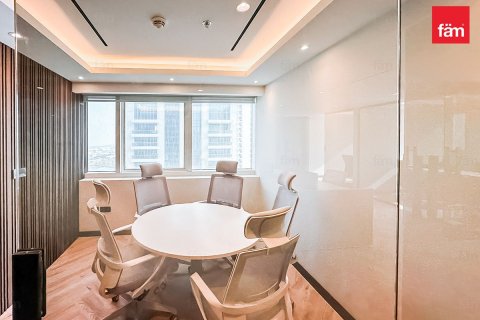 Zyrë në Dubai, Emiratet e Bashkuara Arabe 153.4 m2. № 668950 - Foto 8