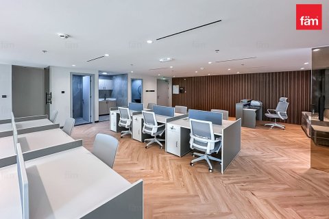 Zyrë në Dubai, Emiratet e Bashkuara Arabe 153.4 m2. № 668950 - Foto 2