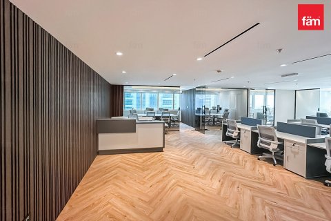 Zyrë në Dubai, Emiratet e Bashkuara Arabe 153.4 m2. № 668950 - Foto 13