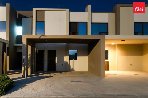 Dubai, संयुक्त अरब अमीरात में विला, 3 बेडरूम, 164.5 वर्ग मीटर, संख्या 668951 - फ़ोटो 6