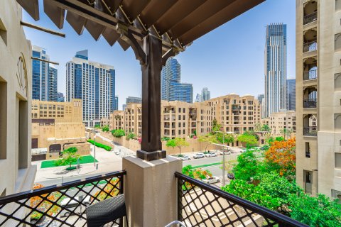 Apartment in Downtown Dubai (Downtown Burj Dubai), UAE 2 bedrooms, 119 sq.m. № 739648