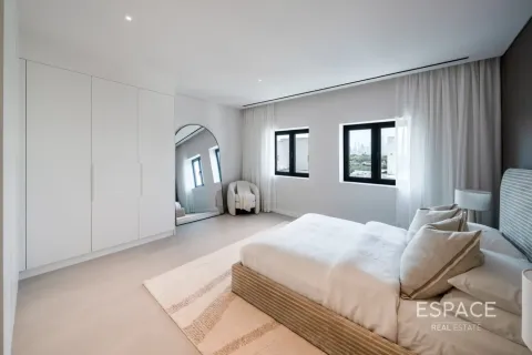 Vila di Meadows, Dubai, UAE 5 bilik tidur, 465 meter persegi № 737986 - foto 12