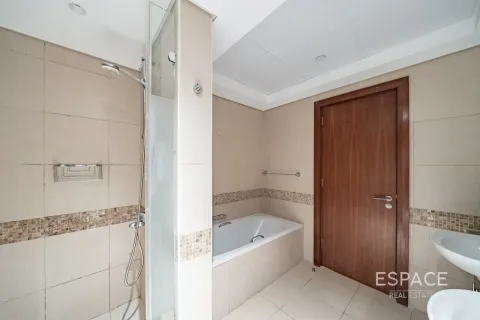 Wohnung zum Verkauf in The Views, Dubai, VAE 2 Schlafzimmer, 130 m2 Nr. 737980 - Foto 10